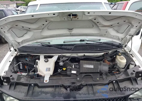 2017 Chevrolet Express G2500 Work Van из США, поврежденный, VIN 1GCWGAFF4H1128254